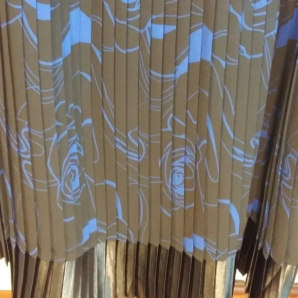 INC Black Blue Party Spaghetti Strap Pleated Lace Bodice Top Blouse Size 12 - Picture 10 of 10